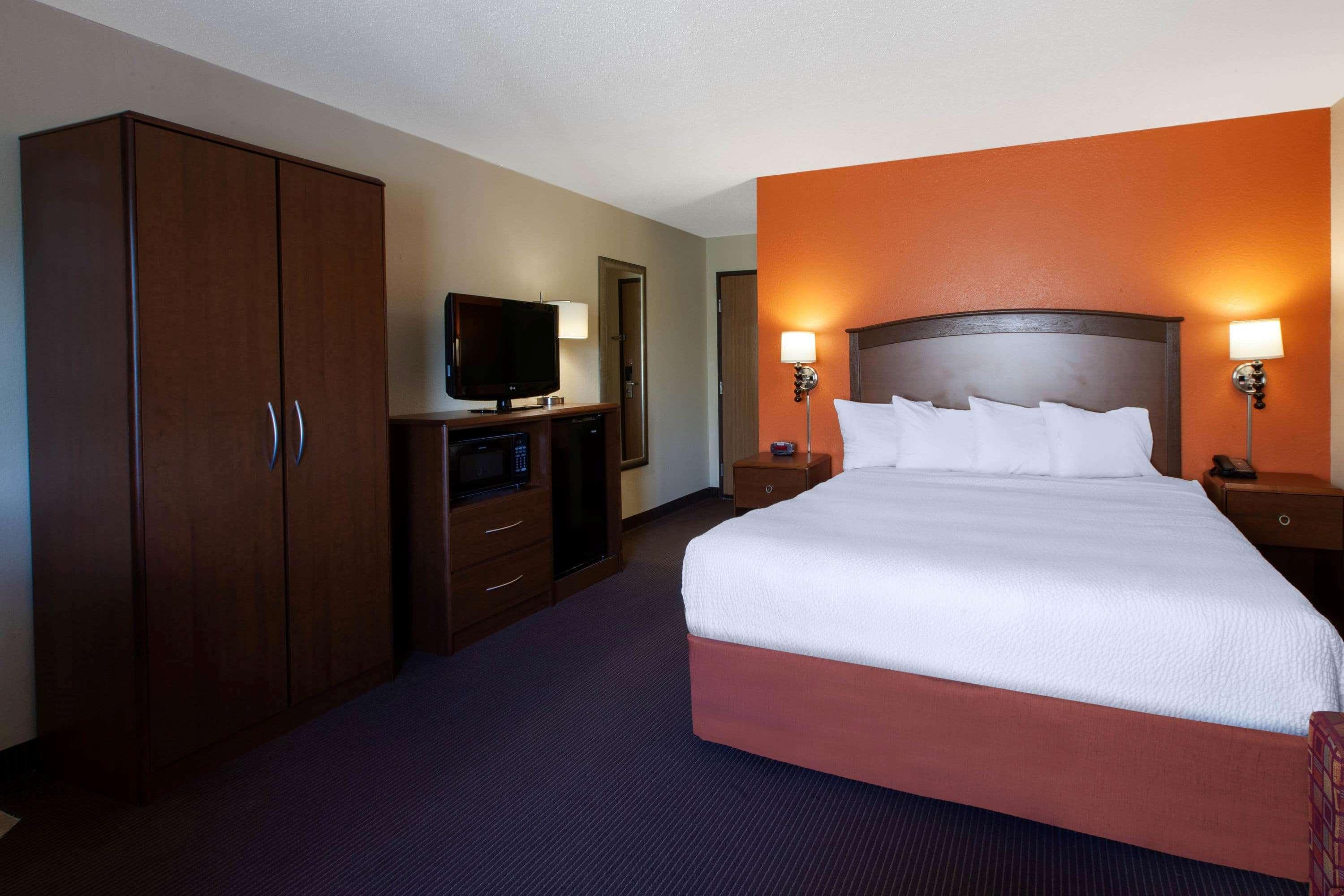 Americinn By Wyndham Iron River Ngoại thất bức ảnh