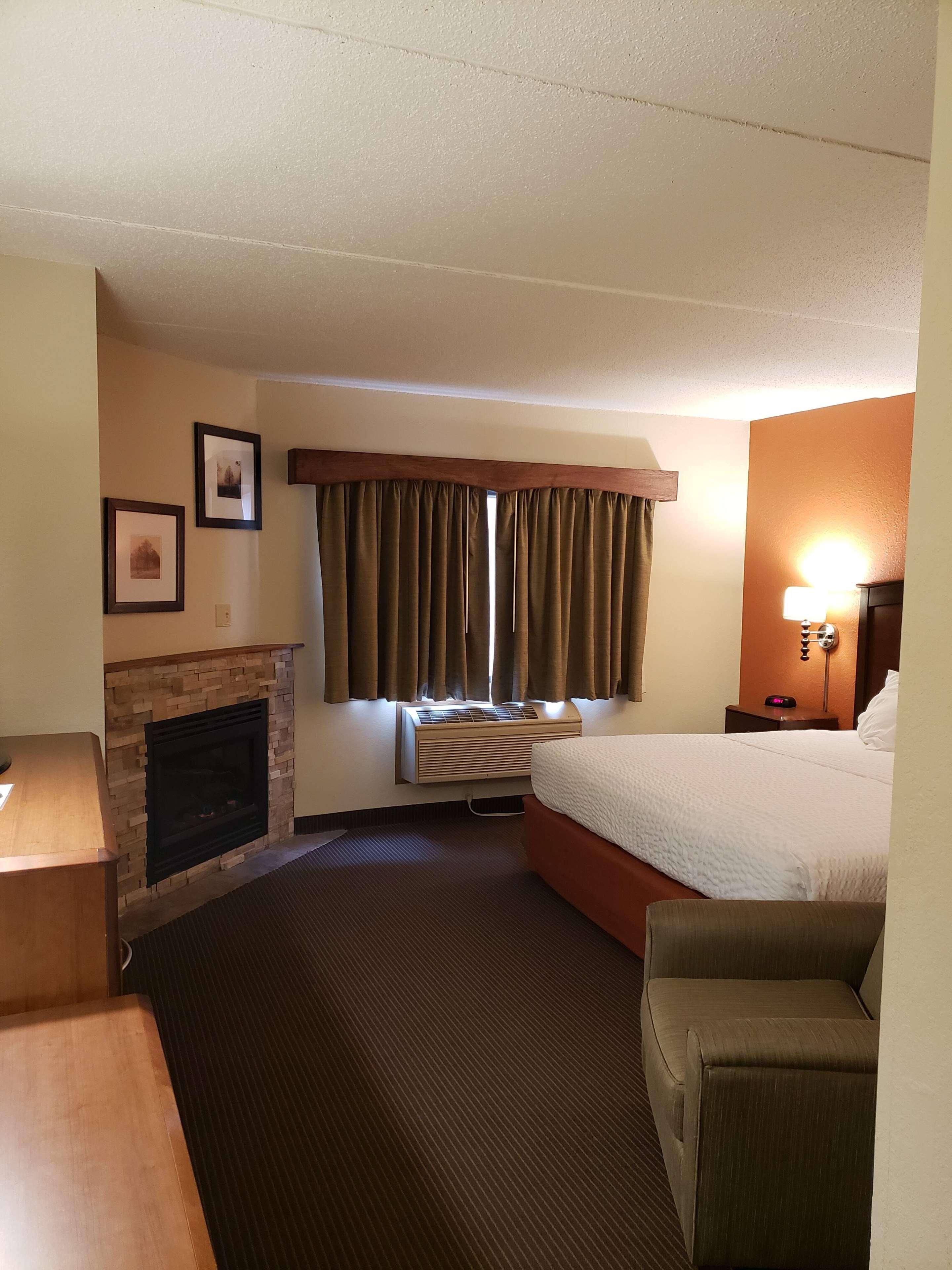 Americinn By Wyndham Iron River Ngoại thất bức ảnh