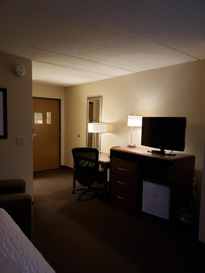 Americinn By Wyndham Iron River Ngoại thất bức ảnh