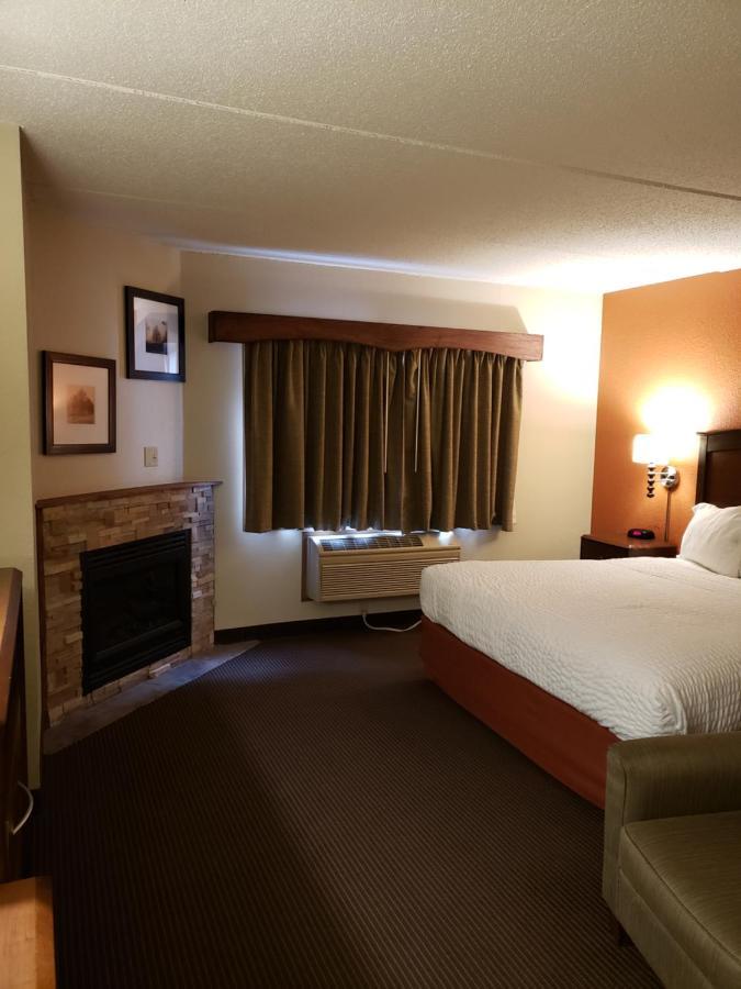 Americinn By Wyndham Iron River Ngoại thất bức ảnh